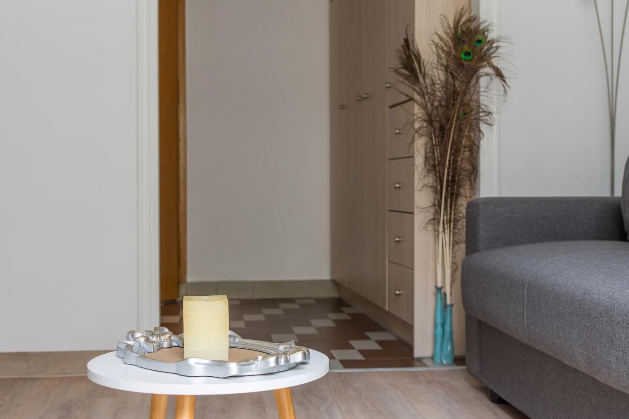 Nice Studio In Pagkrati Атина Екстериор снимка