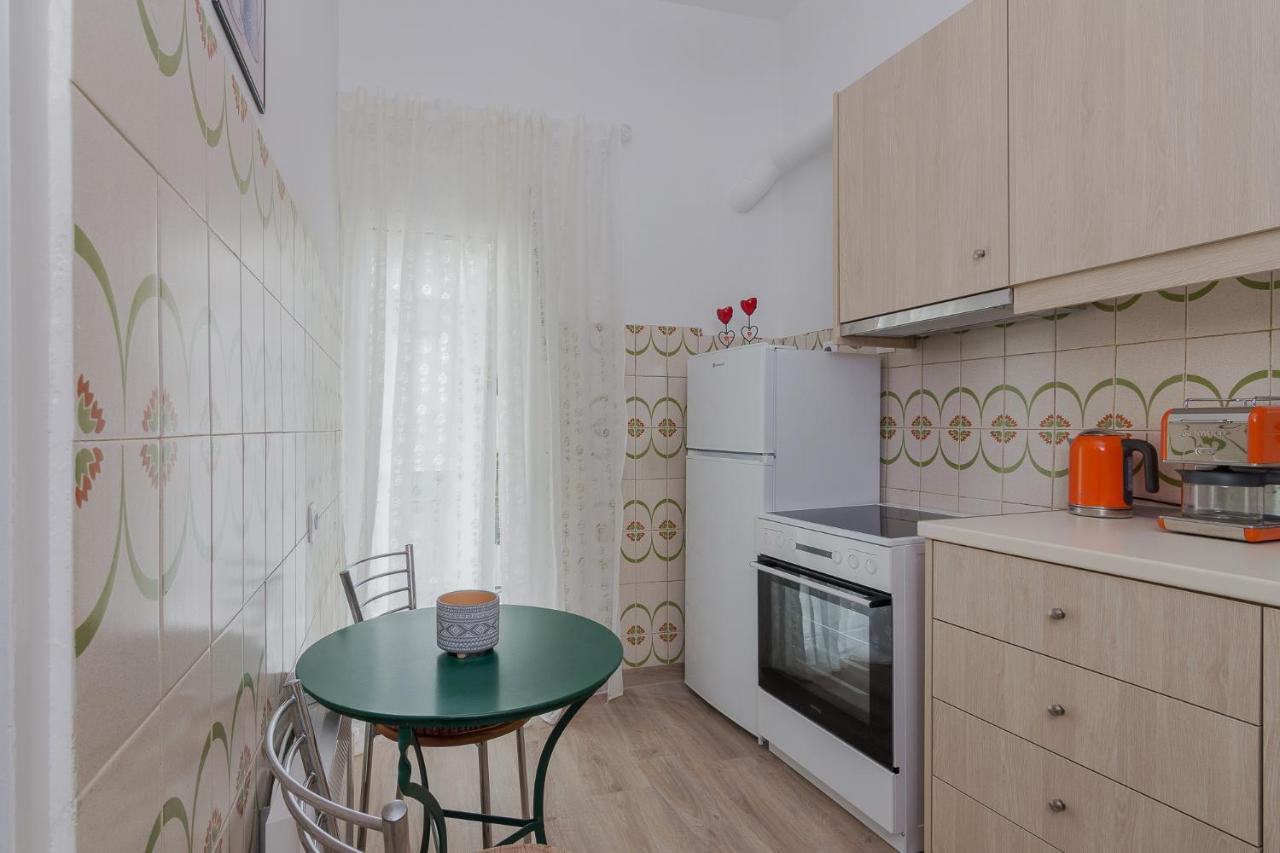 Nice Studio In Pagkrati Атина Екстериор снимка